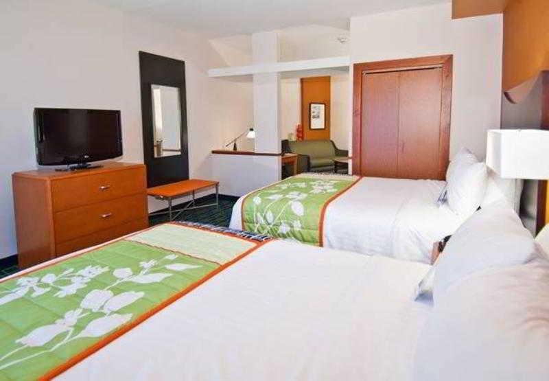Fairfield Inn & Suites By Marriott Oklahoma City Nw Expressway/Warr Acres Екстер'єр фото