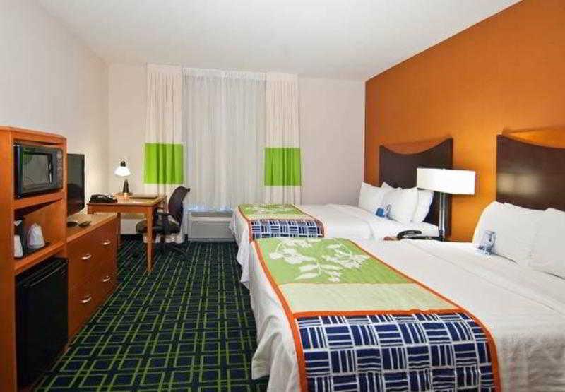 Fairfield Inn & Suites By Marriott Oklahoma City Nw Expressway/Warr Acres Екстер'єр фото